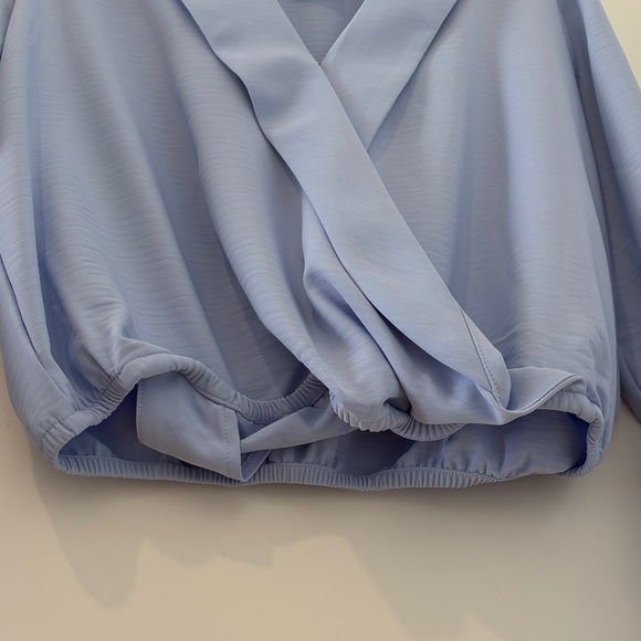 Express Collared V-Neck Faux Wrap Front Top - Picture 5 of 6